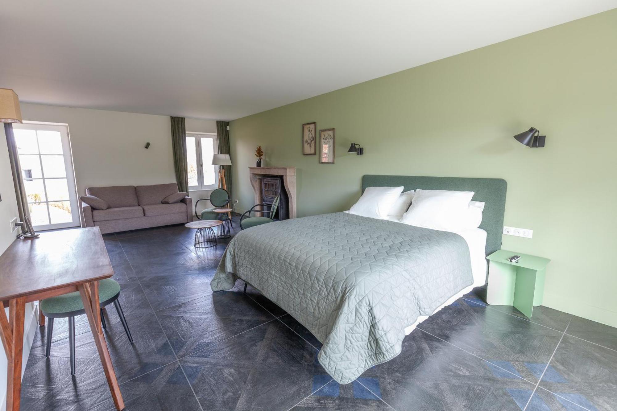 Hameau Des 40 Arpents Hotel Gergy Exterior photo
